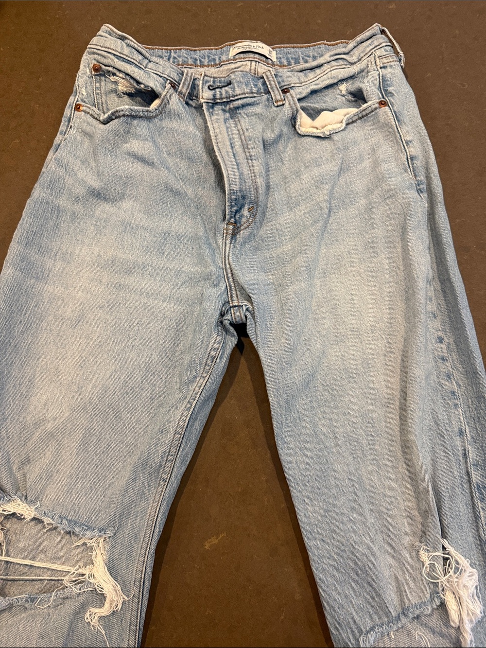 Abercrombie 90s relaxed Jean high rise